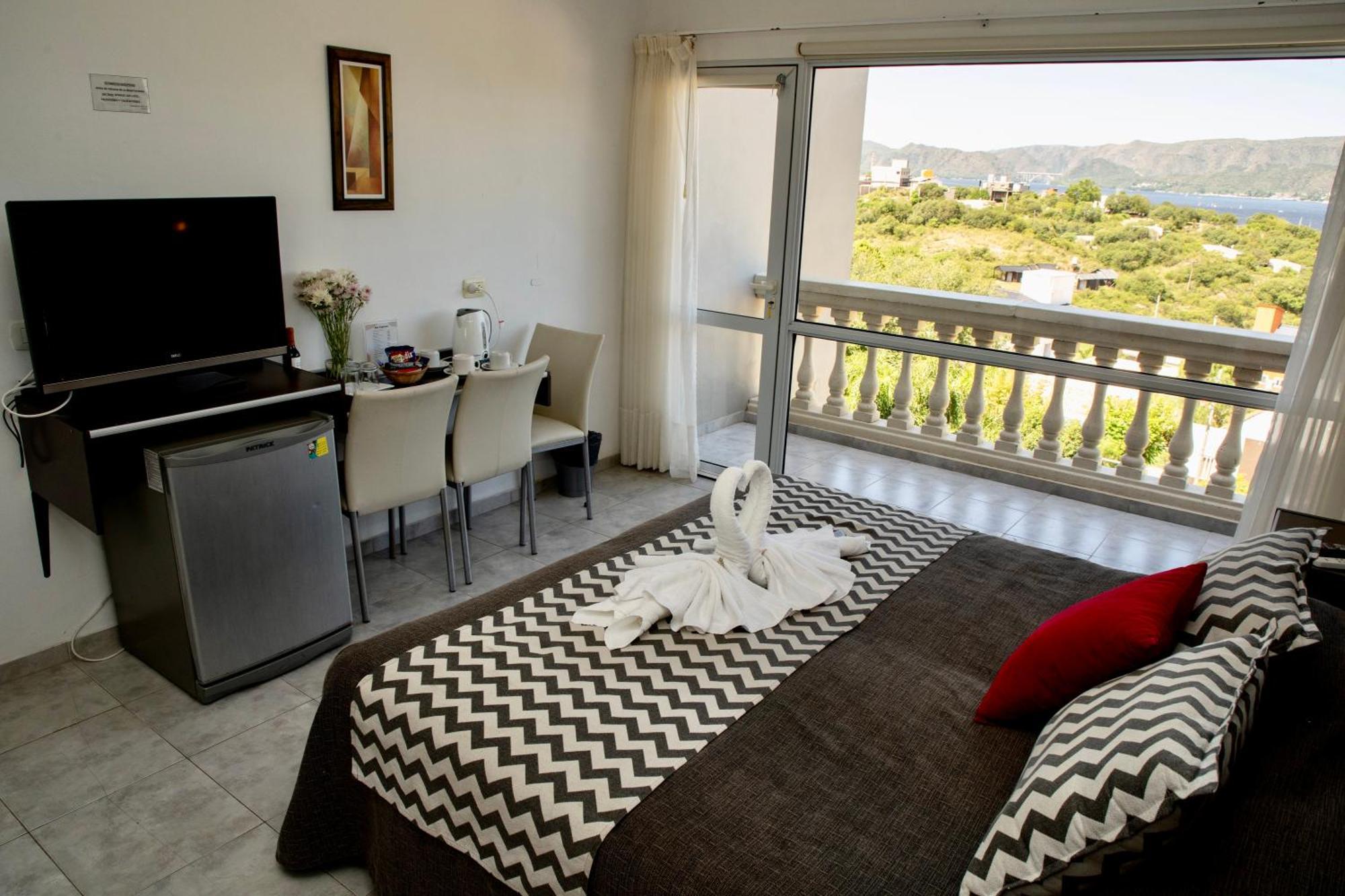 Villa La Font Apart Hotel & Spa فيلا كارلوس باز المظهر الخارجي الصورة