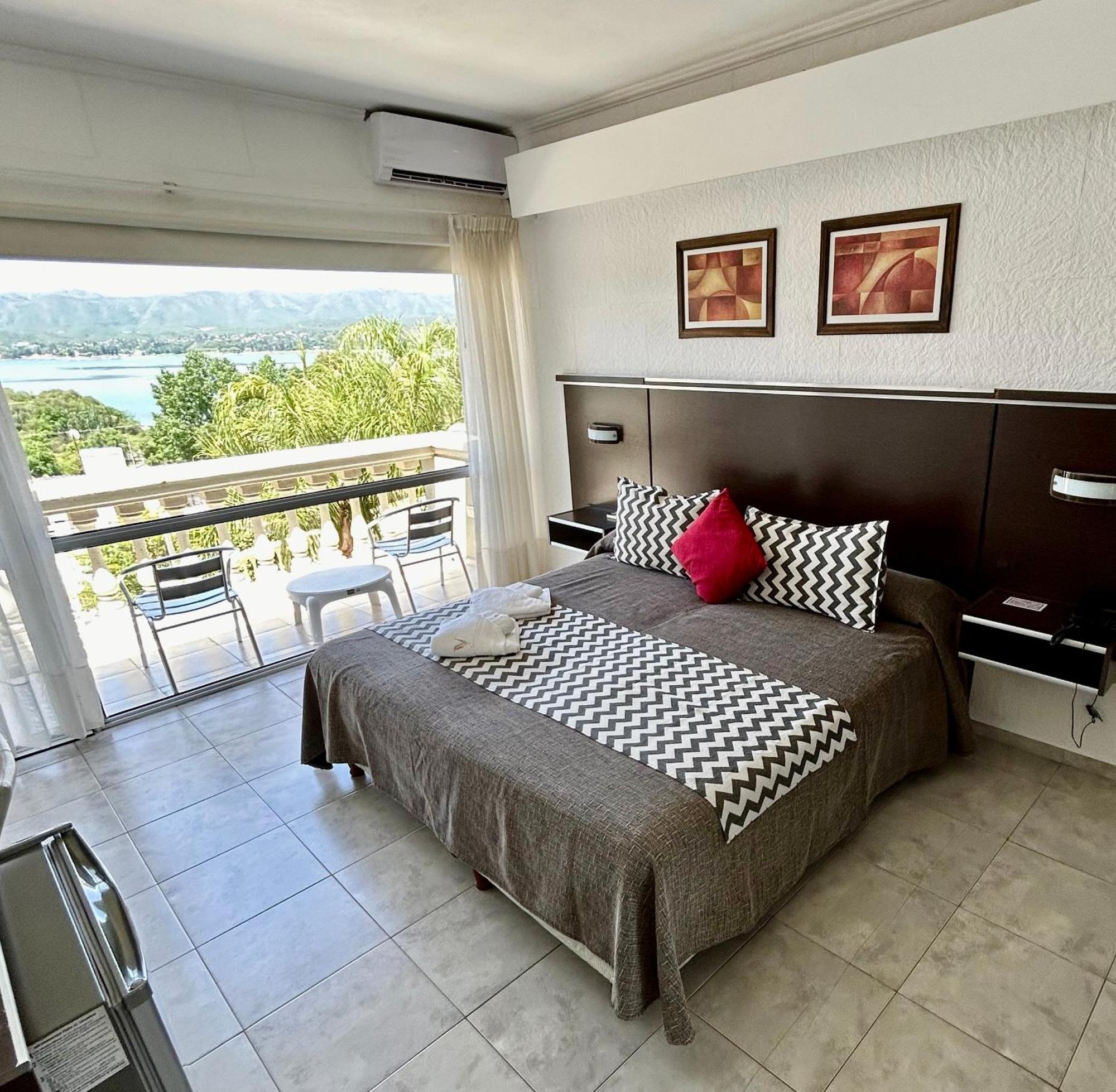 Villa La Font Apart Hotel & Spa فيلا كارلوس باز المظهر الخارجي الصورة